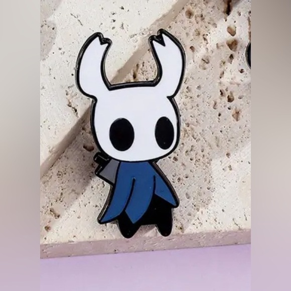Hollow Knight Retro Cartoon Enamel Pin Brooch - Picture 2 of 6